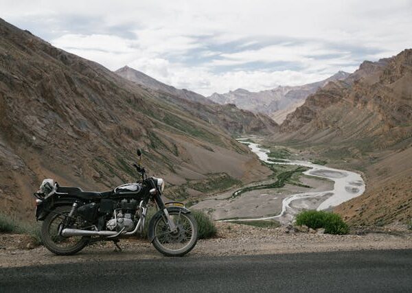 bike ride in ladakh
