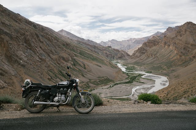bike ride in ladakh